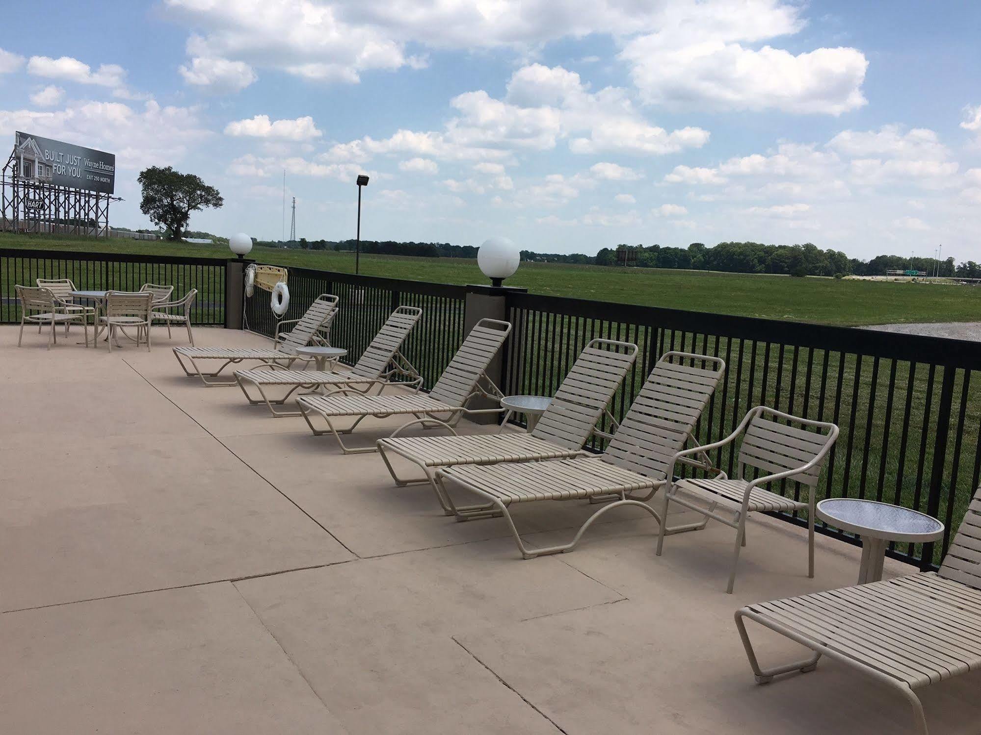 Country Inn & Suites By Radisson, Sandusky South, Oh Milan Ngoại thất bức ảnh